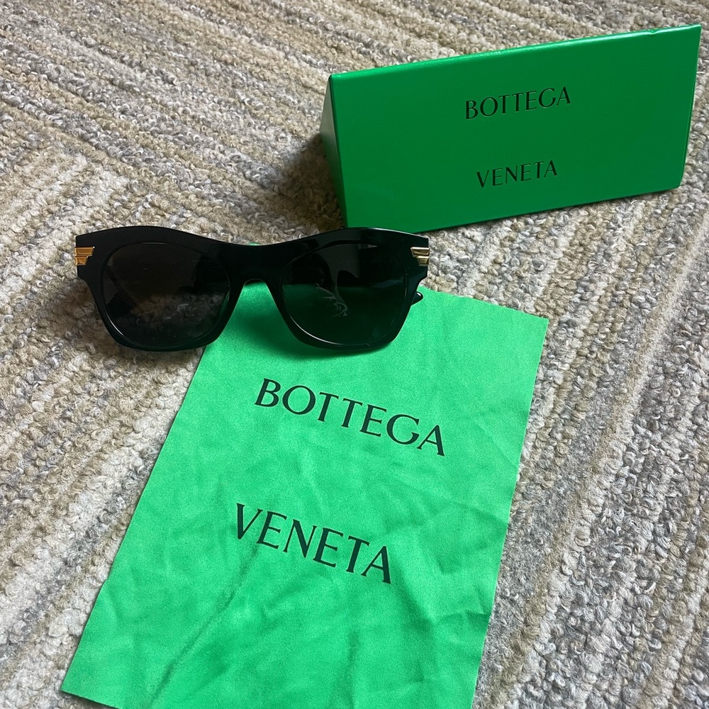 Bottega Veneta square frame black and gold sunglasses